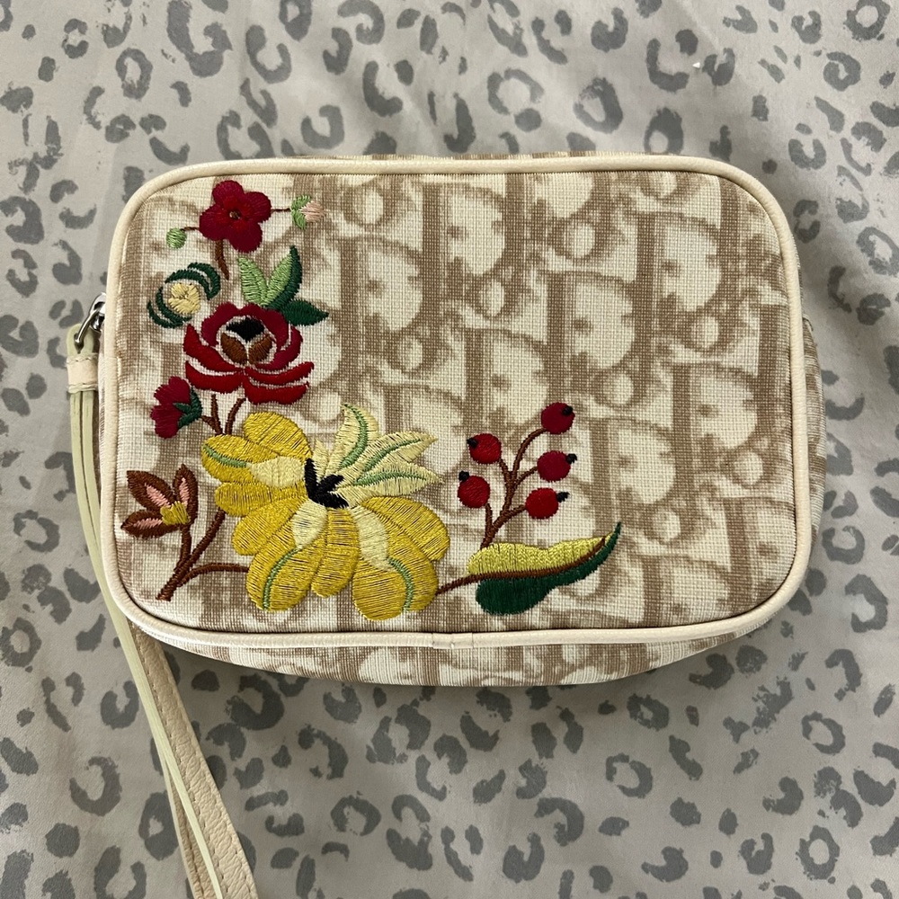 Authentic Christian Dior wristlet pouch. 2005 Diorissimo. John Galliano era